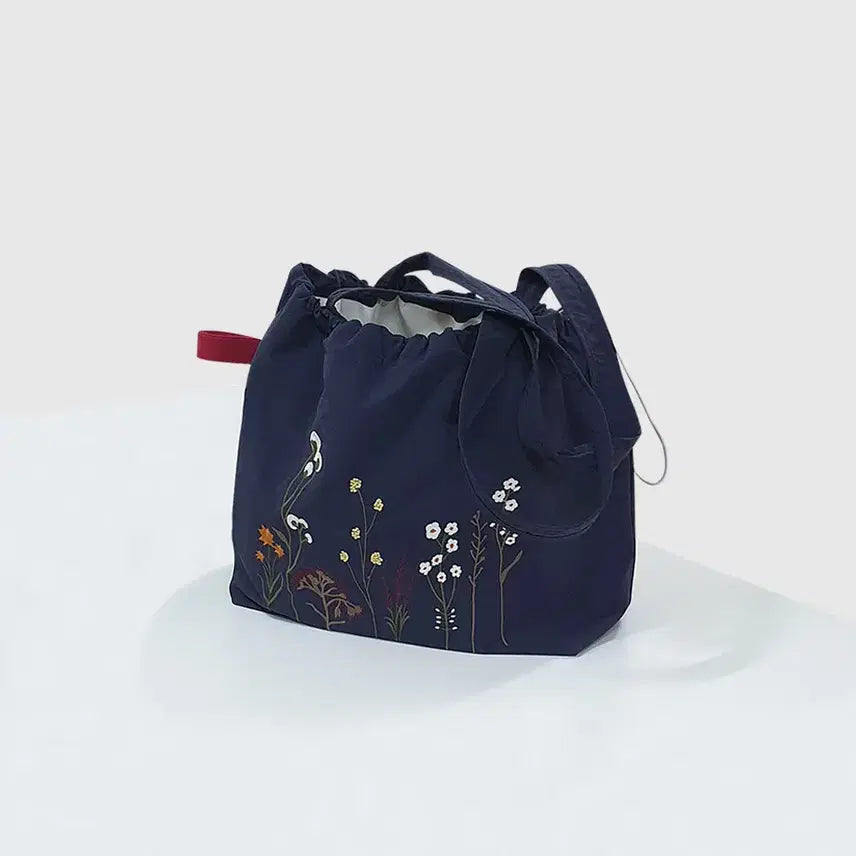 [BUNJANG] Embroidered String Bag / 자수 스트링백