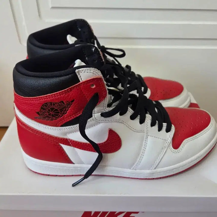 [BUNJANG] Nike Air Jordan Retro High White/Red Sneakers / 나이키 에어 조던 레트로 하이 흰빨