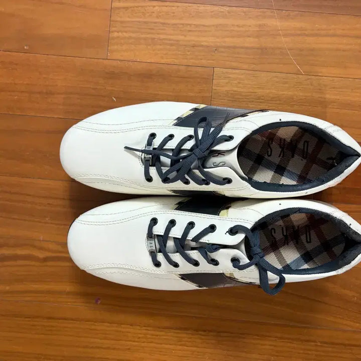 [BUNJANG] Daks Golf Check Spikeless Golf Shoes 275 + Original Case / 닥스 골프 체크 골프화 275 + 정품 케이스 / 실착 1회