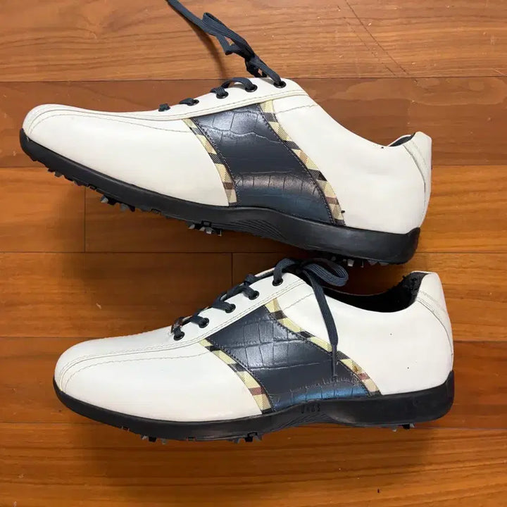 [BUNJANG] Daks Golf Check Spikeless Golf Shoes 275 + Original Case / 닥스 골프 체크 골프화 275 + 정품 케이스 / 실착 1회