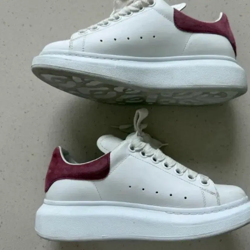[BUNJANG] Alexander McQueen Oversol Sneakers White Leather Burgundy Suede Heel Tab / 알렉산더맥퀸
