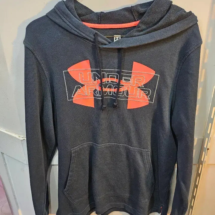 [BUNJANG] Under Armour Navy Hoodie (Size M) / <만원빈티지>언더아머 후드티 네이비색