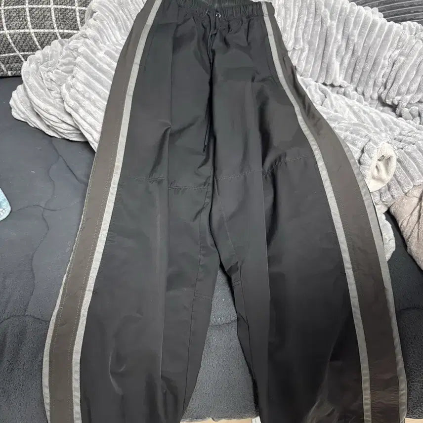 [BUNJANG] Polilètero Regular Track Black Pants / [2] 폴리테루 정규 트랙 블랙