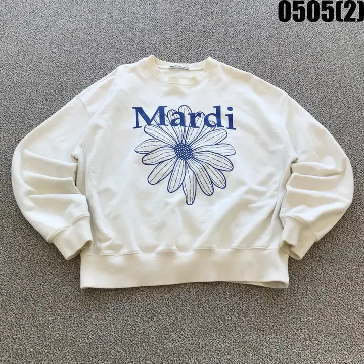 [SOLD OUT] 마르디 메크르디 플라워 맨투맨 아이보리 m