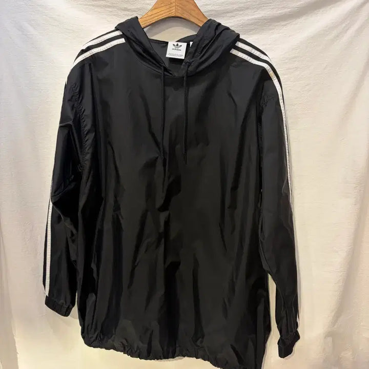 [BUNJANG] Adidas Big Logo Three Stripes Hooded Windbreaker Black / 아디다스 빅로고 삼선 후드 바람막이 블랙