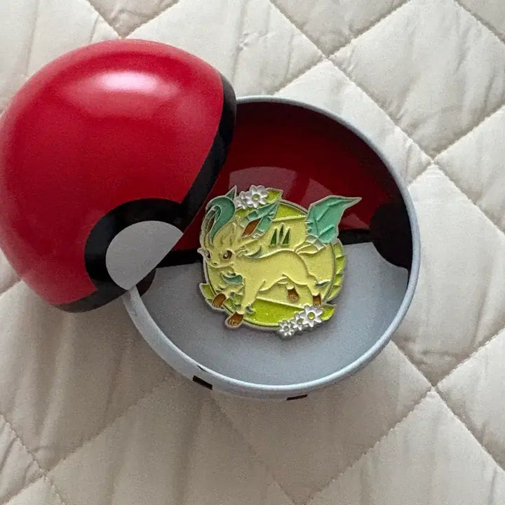[BUNJANG] Pokemon Leafeon Badge / 포켓몬스터 리피아 뱃지