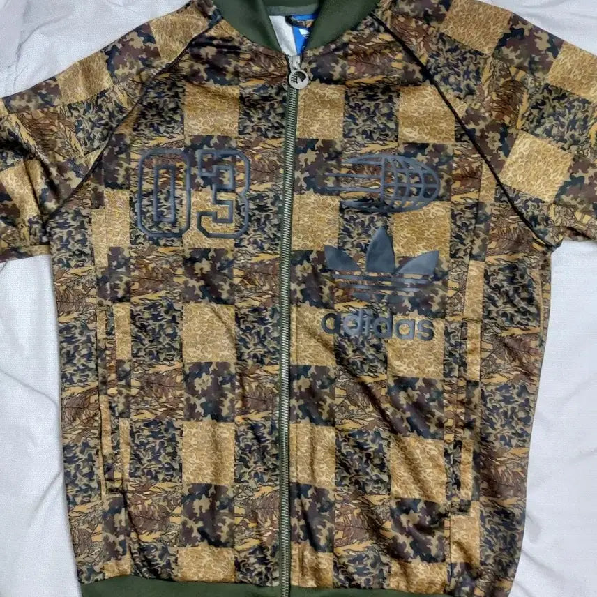 [BUNJANG] Adidas Superstar Camo Check Track Top Jersey Zip-up Size 90 / 아디다스 카모체크 슈퍼스타트랙탑져지집업90사이즈