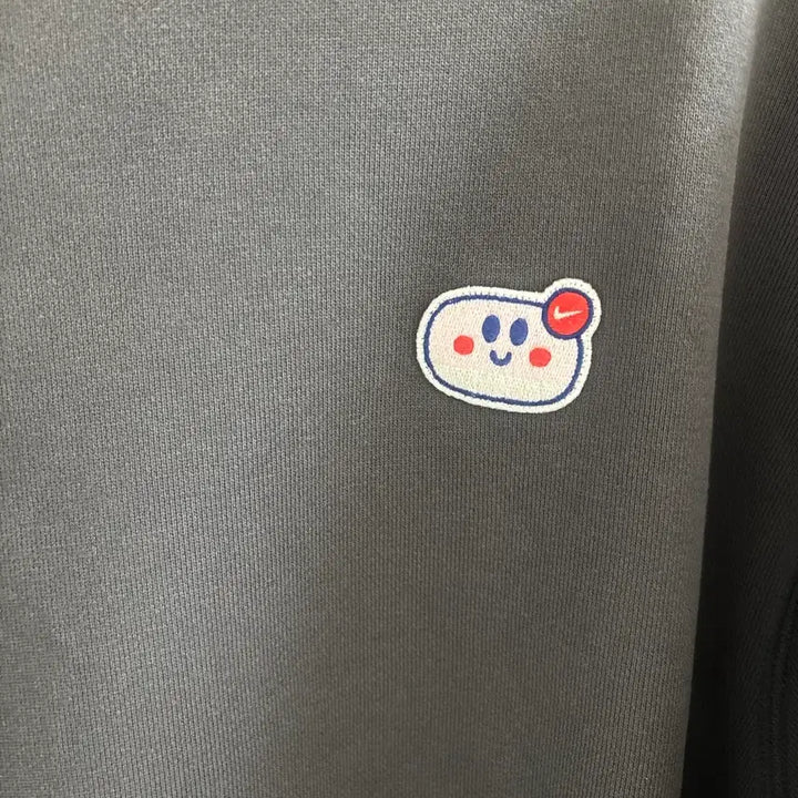 [BUNJANG] Nike Grey Sweatshirt Rare Design / 나이키 회색 맨투맨 티셔츠 희귀 디자인