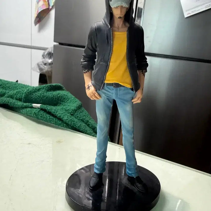 [BUNJANG] Trafalgar Law One Piece Figure / 원피스 트라팔가 로우 피규어