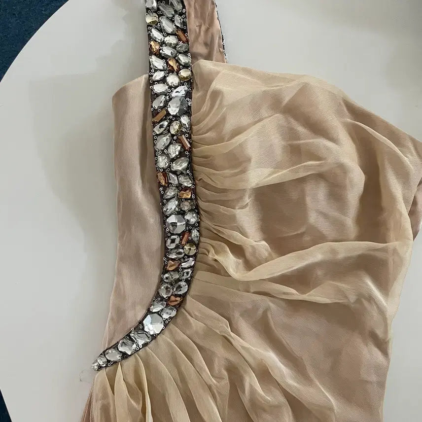 [BUNJANG] Elegant Slim Fit One-Shoulder Chiffon Performance Dress / 슬림핏 연주드레스, 졸업연주,악기연주, 플룻, 바이올린,성악 등 합창단