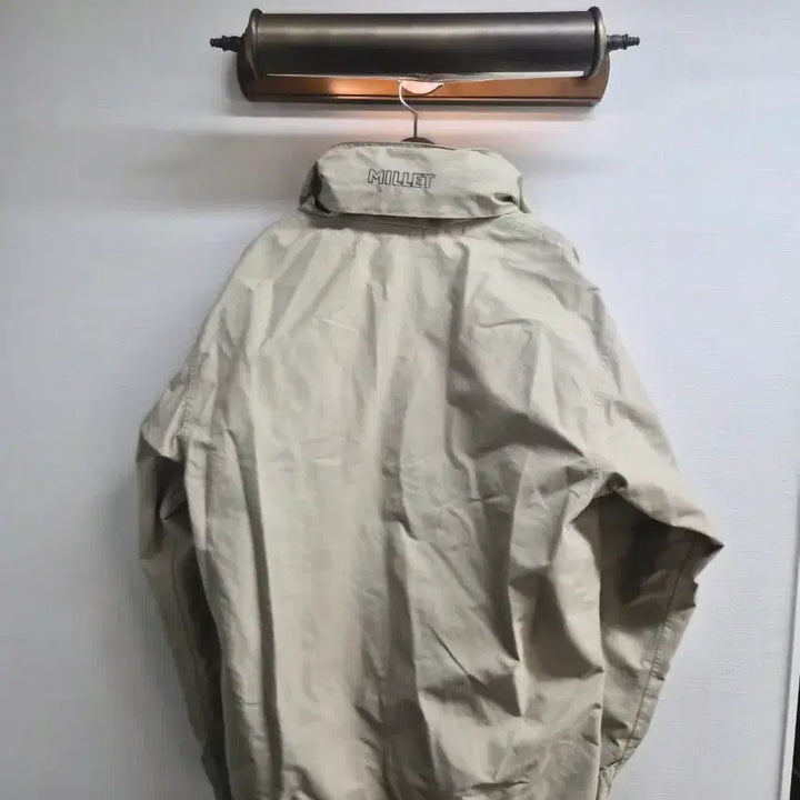 [SOLD OUT] 해외 M) 밀레 고어텍스 점퍼 팝니다