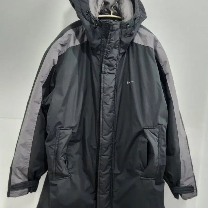[BUNJANG] Nike Hooded Padded Jacket Black/Grey / 나이키 후드 패딩 블랙/그레이