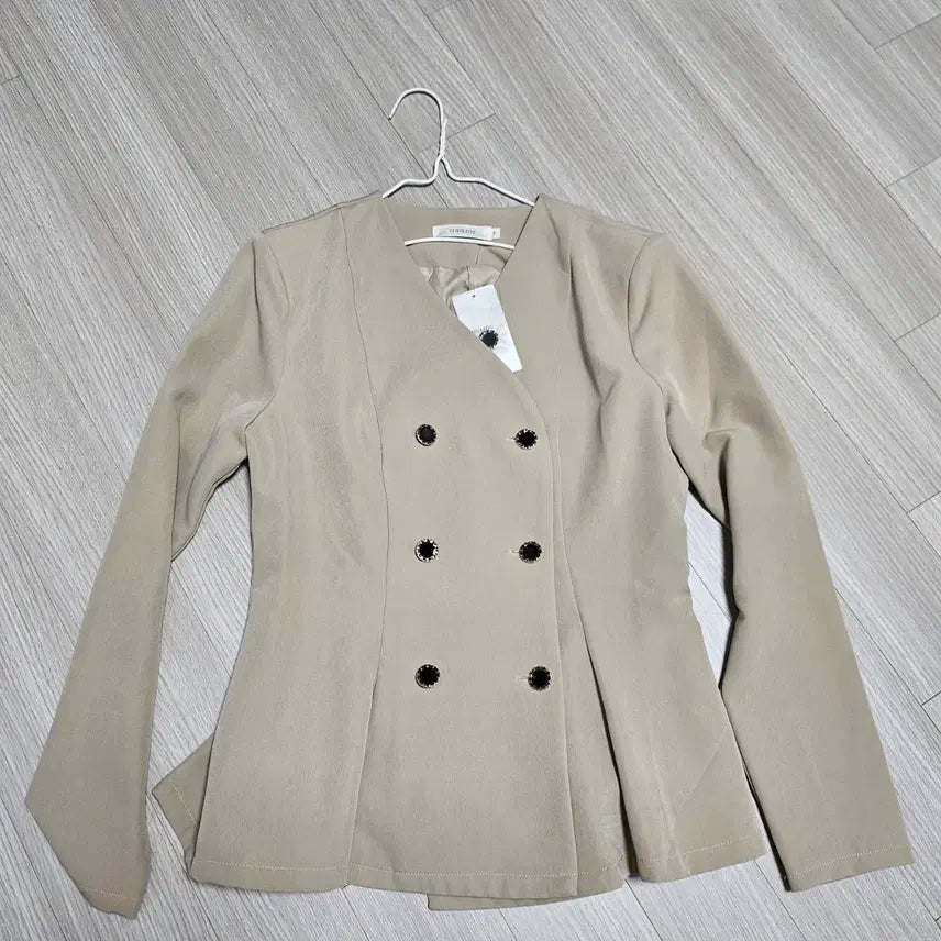 [BUNJANG] Chicline Transitional Jacket Beige / 시크라인 간절기 자켓 새상품