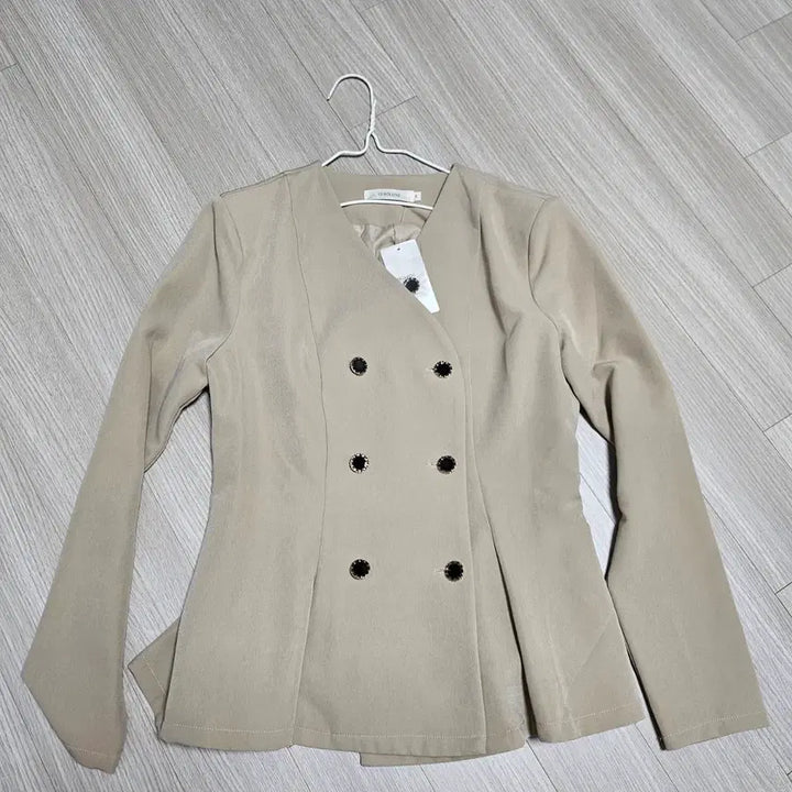 [BUNJANG] Chicline Transitional Jacket Beige / 시크라인 간절기 자켓 새상품