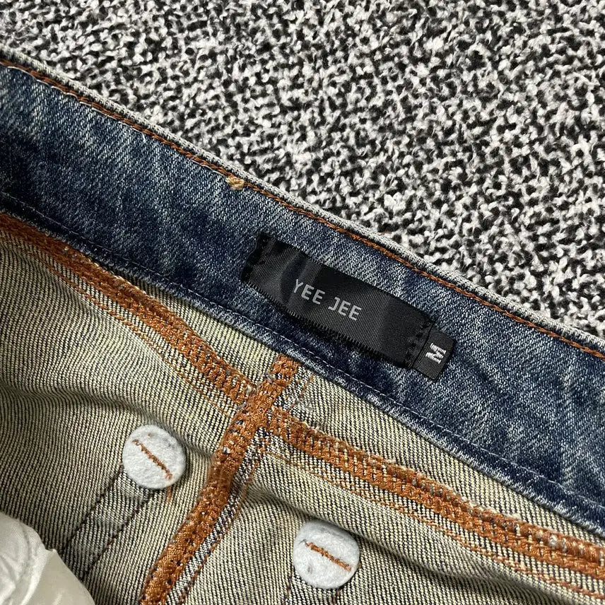 [BUNJANG] Vintage9 Yee Jee Semi-Wide Washed Denim Pants / 빈티지9. YEE JEE 세미와이드 데님팬츠 청바지 워시드 진