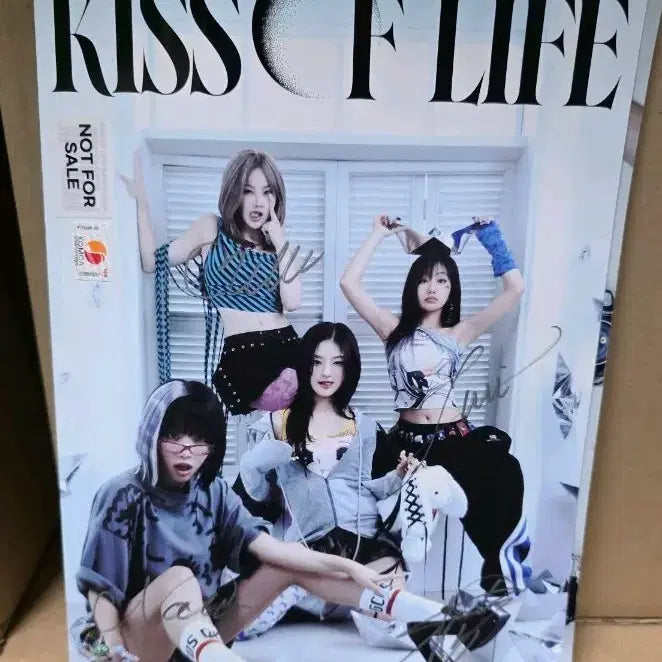 [BUNJANG] Kiss of Life Signed CD / 카스오브라이프 친필 싸인CD