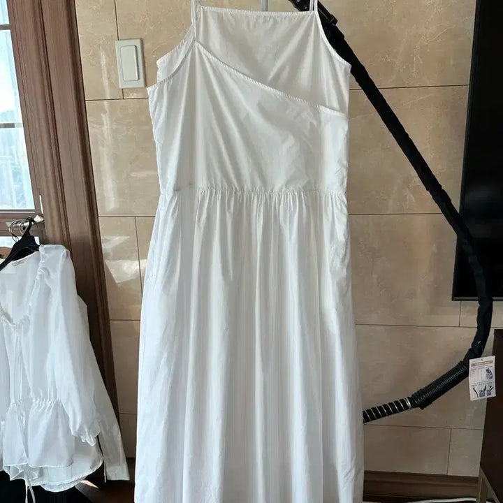 [BUNJANG] Yooni Wrap Sleeveless Long Dress / 새상품) 유이니 랩 나시 롱 원피스
