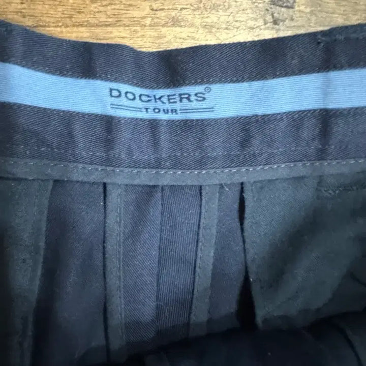[BUNJANG] Dockers Retro Wide Fit Chino Pants Navy / 도커스 Dockers 레트로 와이드핏 치노 네이비 면바지 30사이즈