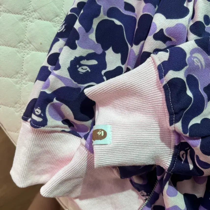 [BUNJANG] Bape Purple Camo Shark Hoodie Zip-up / 베이프 퍼플 카모 샤크 후드집업