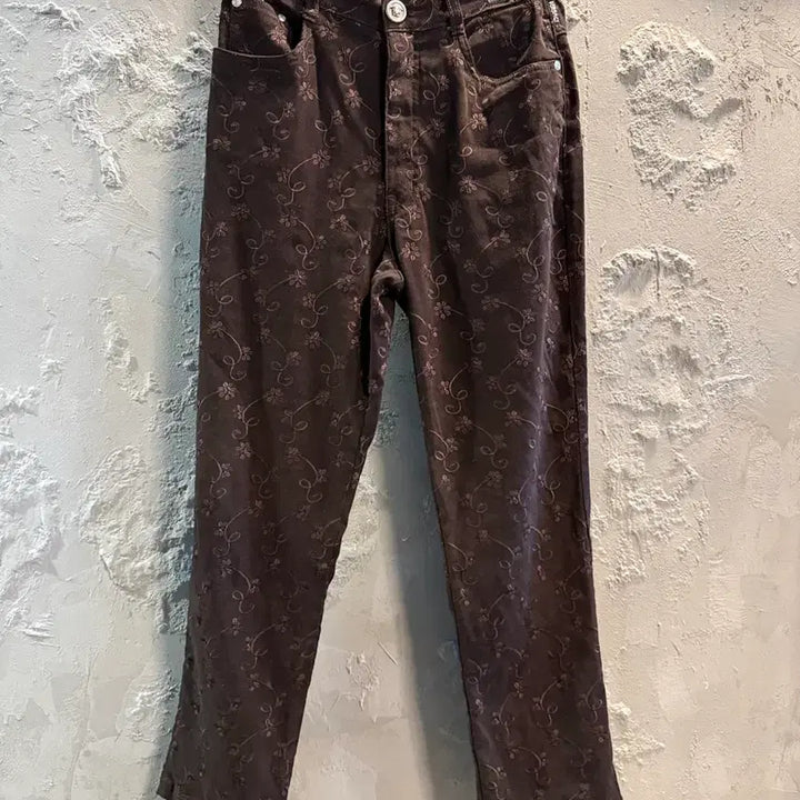 [BUNJANG] Versace Jeans Couture Flower Jacquard Pants Brown / 28 베르사체VERSACE 진 쿠튀르 플라워 자카드 팬츠 브라운