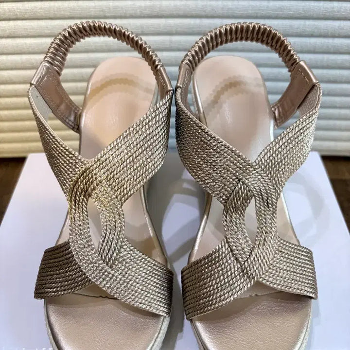 [BUNJANG] Wedge Heel Sandals with Twisted Detail / 웨지힐 샌들