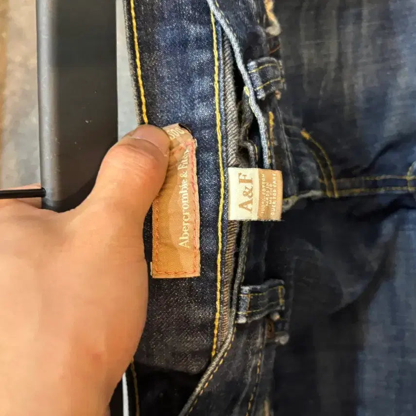 [BUNJANG] Abercrombie &amp; Fitch Bootcut Denim Jeans Size 28 / 아베크롬비 부츠컷 청바지 데님팬츠 28사이즈