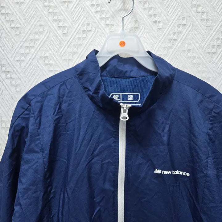 [BUNJANG] New Balance Unisex Anorak Windbreaker Size 100 / 차38 뉴발란스 공용 아노락 바람막이 100