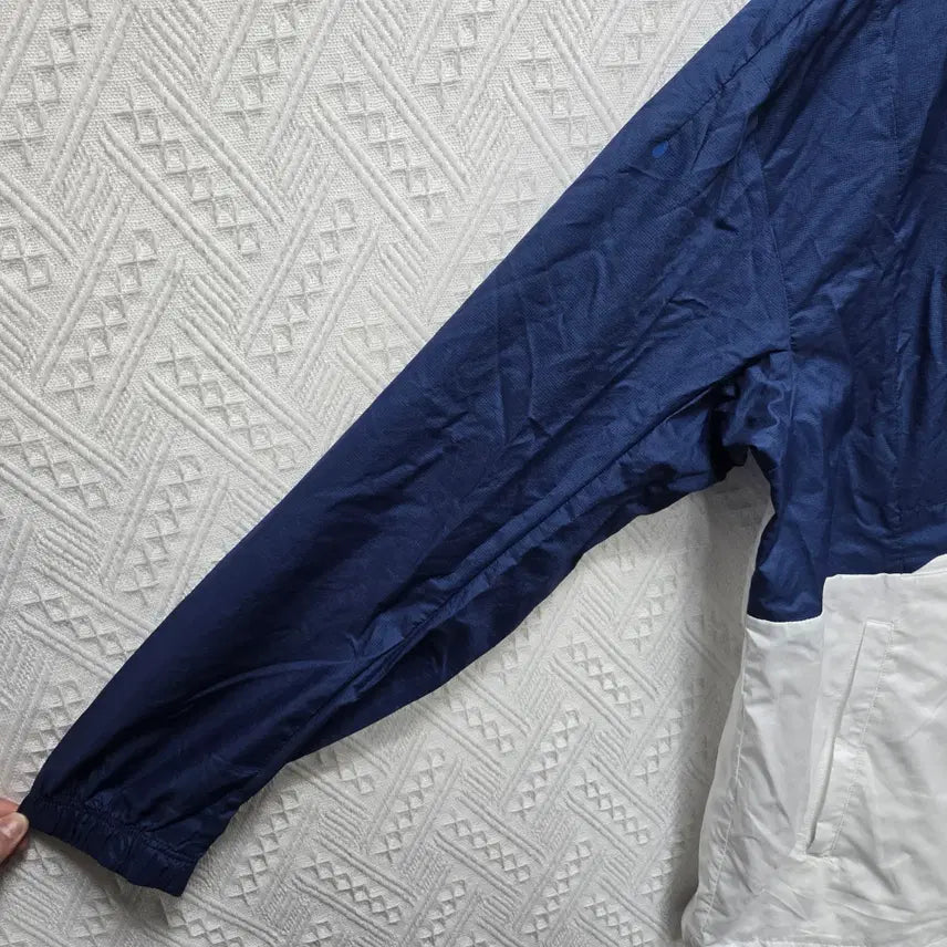 [BUNJANG] New Balance Unisex Anorak Windbreaker Size 100 / 차38 뉴발란스 공용 아노락 바람막이 100