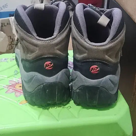 [BUNJANG] K2 Brown Hiking Boots Size 245 / K2 등산화 갈색245