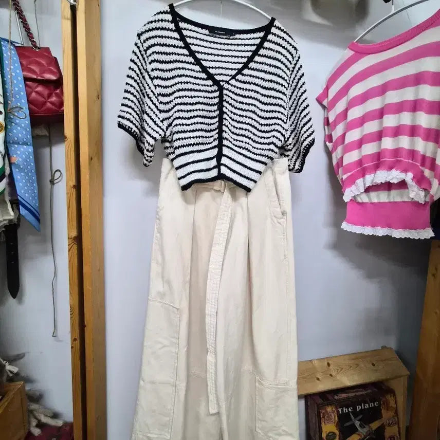 [BUNJANG] w.standard Raglan Short Cardigan &amp; Zara Wide Cargo Pants / w.standard 나그랑 숏가디건. 자라 와이드 카고팬츠