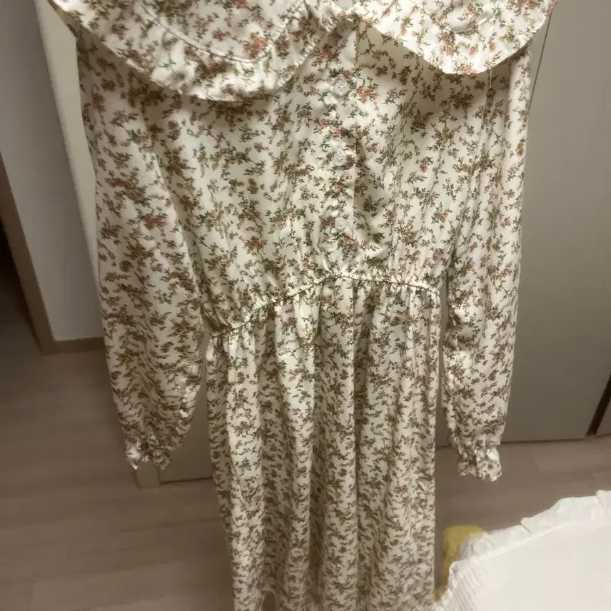 [BUNJANG] Flowery Midi Dress / 원피스