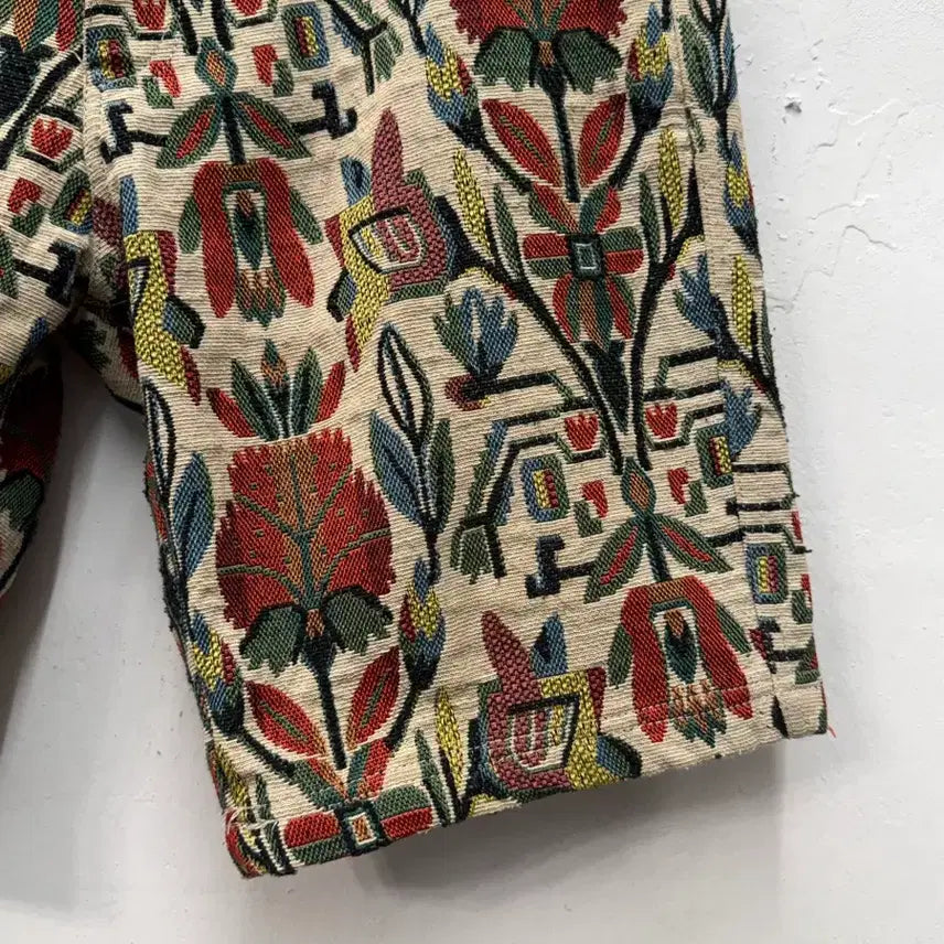 [BUNJANG] NIRVANA Ethnic Tapestry Pattern Shorts / 34.5) NIRVANA Ethnic Tapestry Pattern Sh