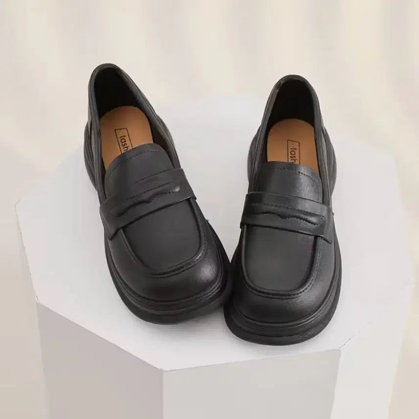 [BUNJANG] Black Platform Loafers - Women&