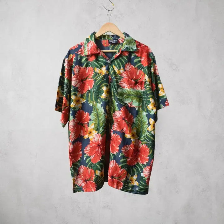 [BUNJANG] Pacific &amp; Co Hawaiian Short Sleeve Shirt Navy Red Leaf Pattern Polyester / PACIFIC 하와이안 셔츠 M0425