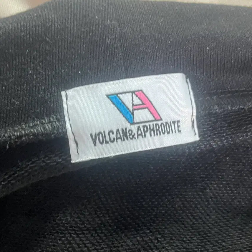 [BUNJANG] Volcan Hooded Sweatshirt / volcan후드직업
