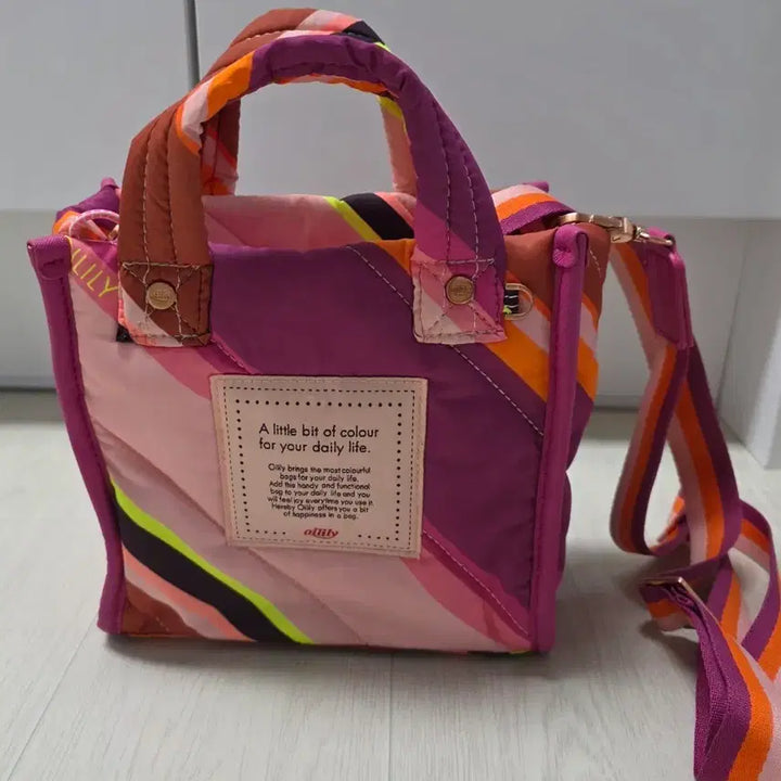 [BUNJANG] Oilily Quilted Tote Bag / Oilily 오일릴리 퀼팅 토트백