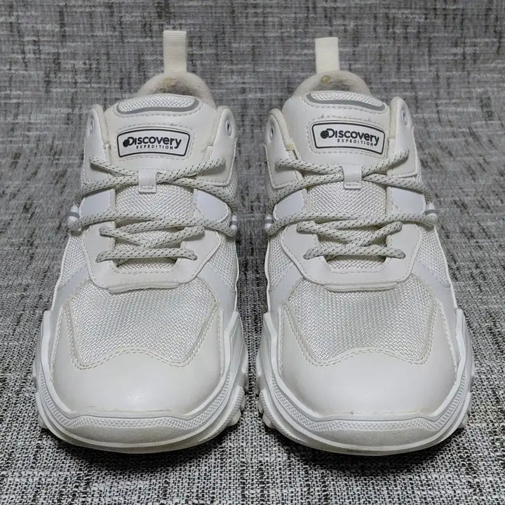 [BUNJANG] Discovery Expedition DX-SHJ1-031 Ugly Shoes White 270mm / 디스커버리 DX-SHJ1-031 화이트 270