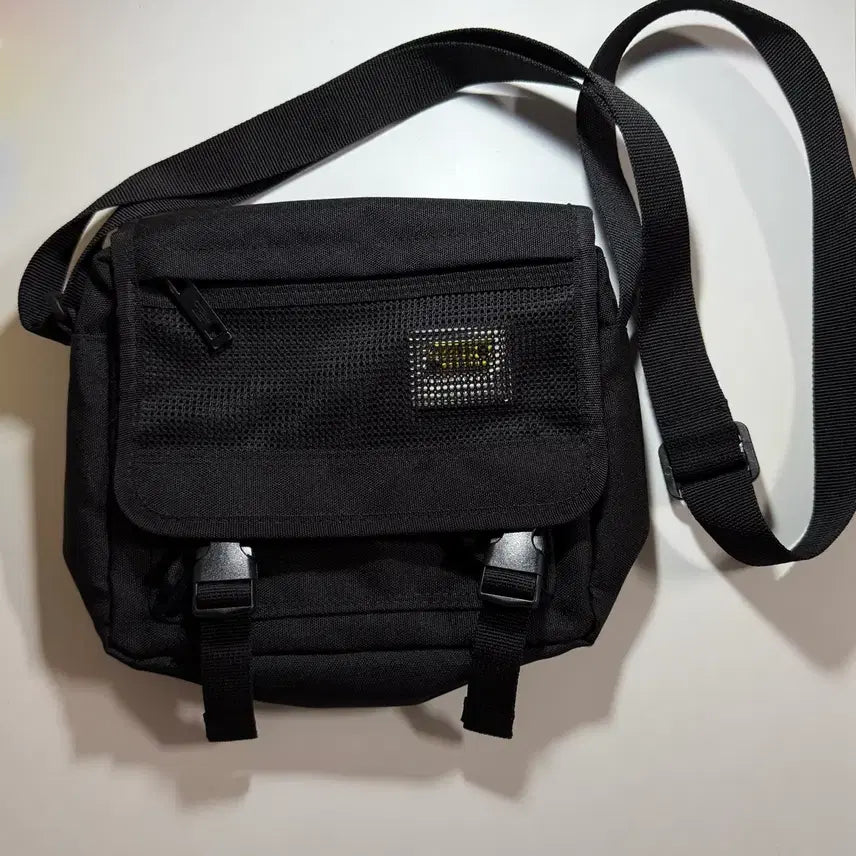 [BUNJANG] Mini Messenger Bag / 미니 메신저백