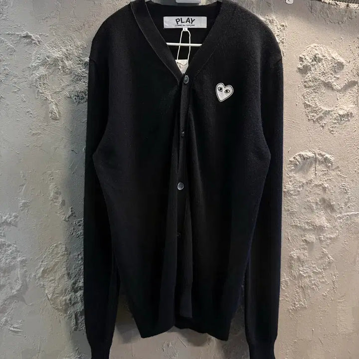 [BUNJANG] COMME des GARCONS PLAY Heart Applique Cardigan Black / L 꼼데가르송 COMME des GARCONS 하트 와펜 가디건 블랙