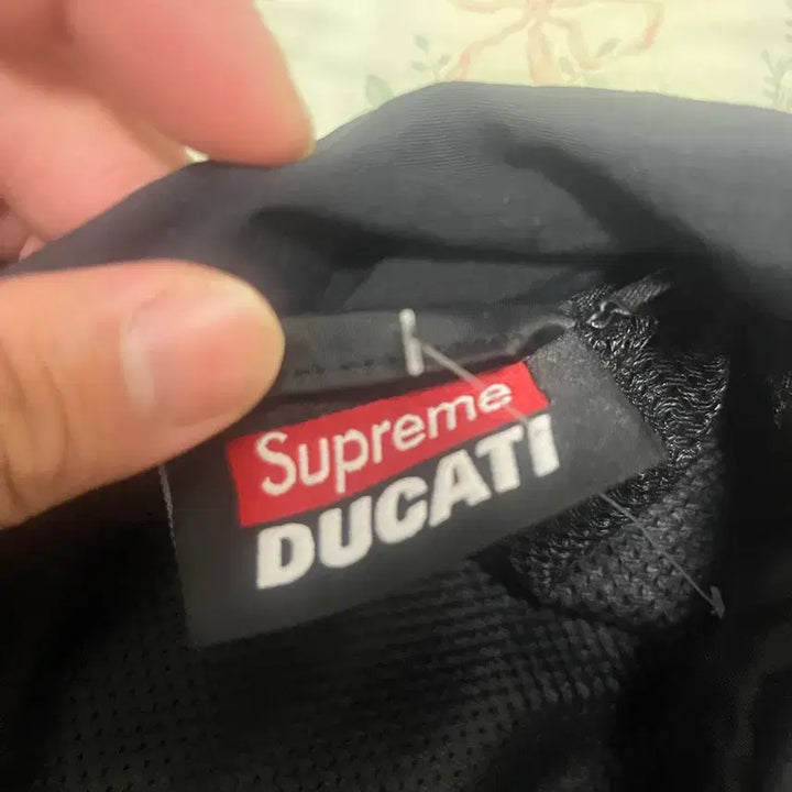 [BUNJANG] Supreme Ducati Track Jacket Black / 슈프림 두카티 트랙 자켓 블랙