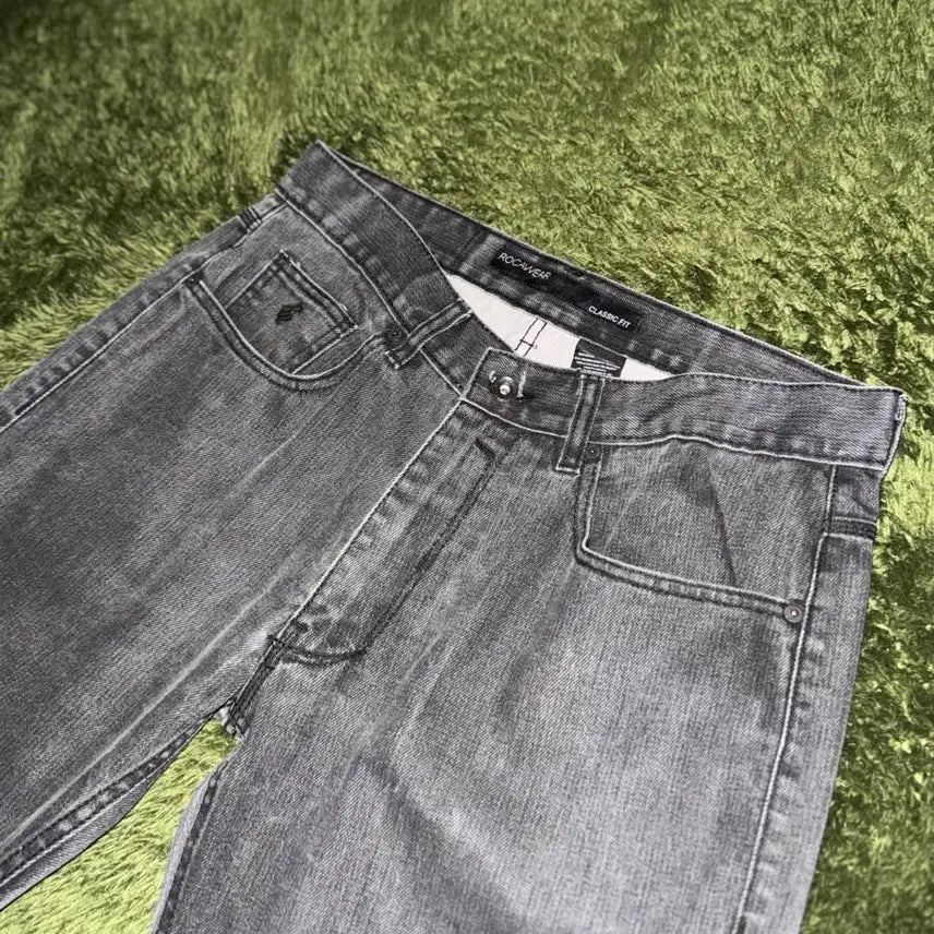[BUNJANG] Roca Wear Vintage Washed Textured Denim Pants / [34] Roca Wear 로카웨어 빈티지 워싱 텍스쳐드 데님 팬츠