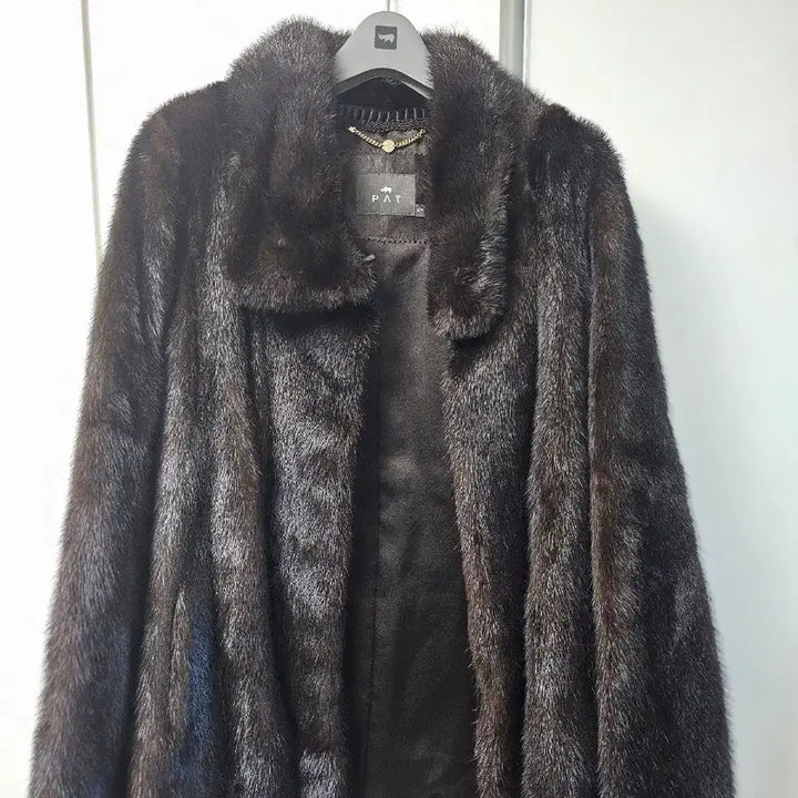 [BUNJANG] PAT Natural Mink Fur Half Coat / 윤기 흐르는 다크 브라운, PAT 천연 밍크 모피 하프 코트