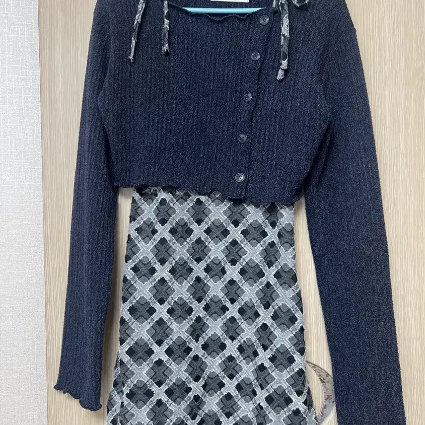 [SOLD OUT] 원피스 거디건 셋업 세트