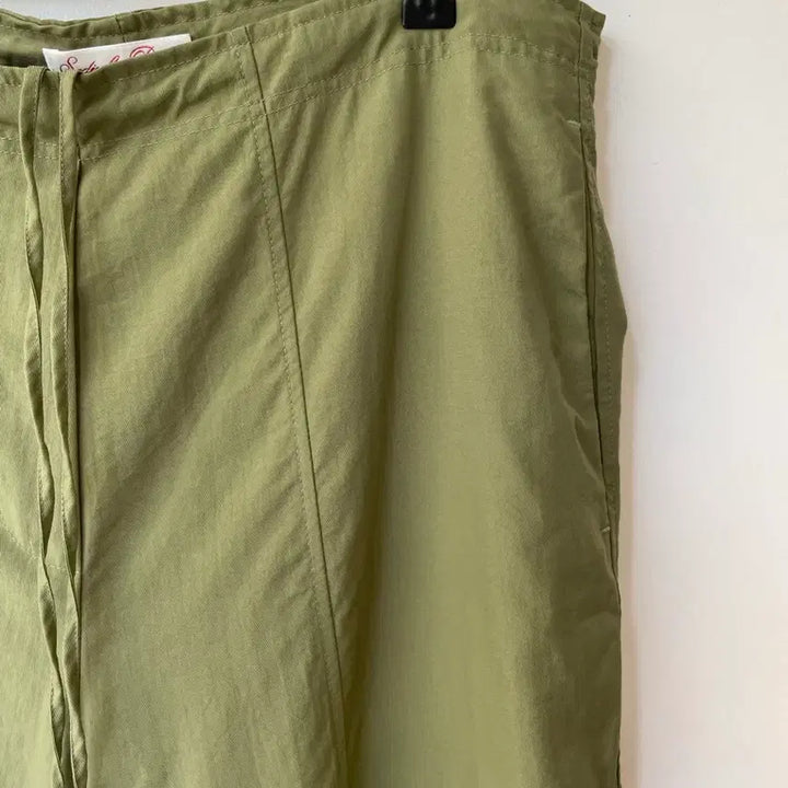 [BUNJANG] So Ding Key Bread Green Wide Pants Nylon 100% / 쏘딩키브레드 그린 와이드 팬츠