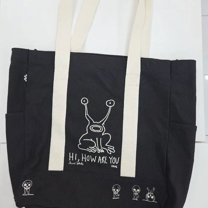[BUNJANG] Vans Daniel Johnston Collaboration Tote Bag Black / 2022 반스 다니엘 존스턴 콜라보 토트백 블랙