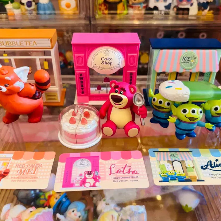 [BUNJANG] Disney Happy Dessert Street Figure Bundle Set (Lotso, Alien, Red Panda) / 디즈니 해피 디저트 스트리트 피규어 세트 일괄(랏소 알린 레서판다)