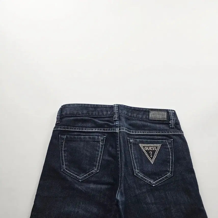 [BUNJANG] Guess Cropped Skinny Jeans Cubic Logo Denim Size 26 / 게스 청바지 약스판 진청 큐빅 데님 사이즈26 R5436