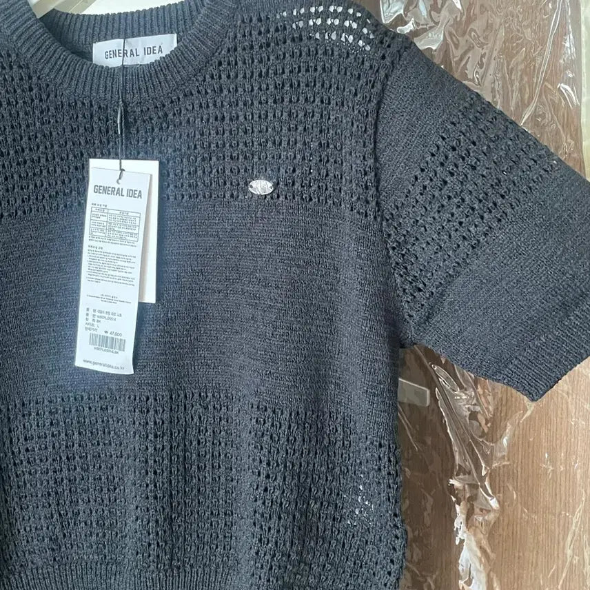 [BUNJANG] General Idea Cropped Short Sleeve Knit (Black, Size L) / [새제품] 제너럴아이디어 크롭 반팔 니트