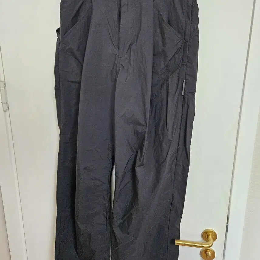 [BUNJANG] 247 Series Komatsu Utility Pants Black / 247시리즈 고마츠 유틸리티 팬츠 블랙