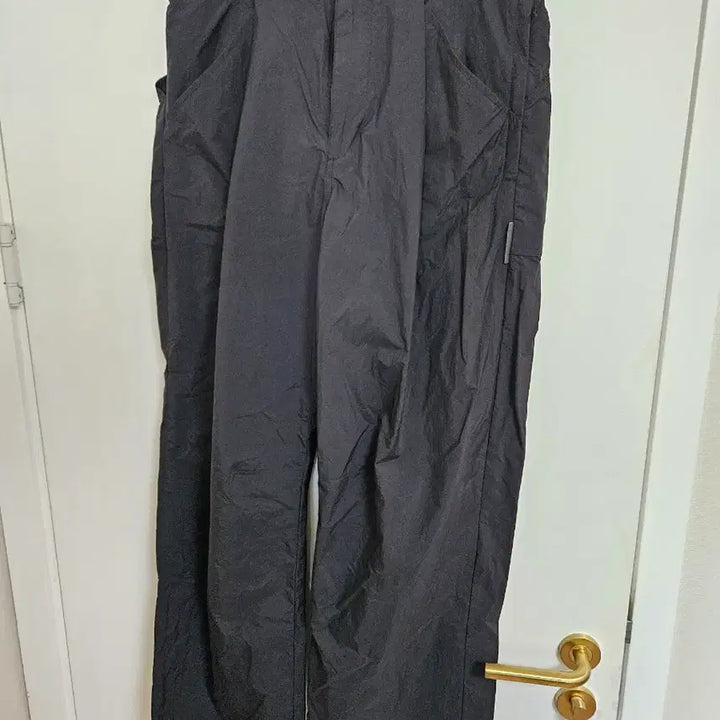 [BUNJANG] 247 Series Komatsu Utility Pants Black / 247시리즈 고마츠 유틸리티 팬츠 블랙